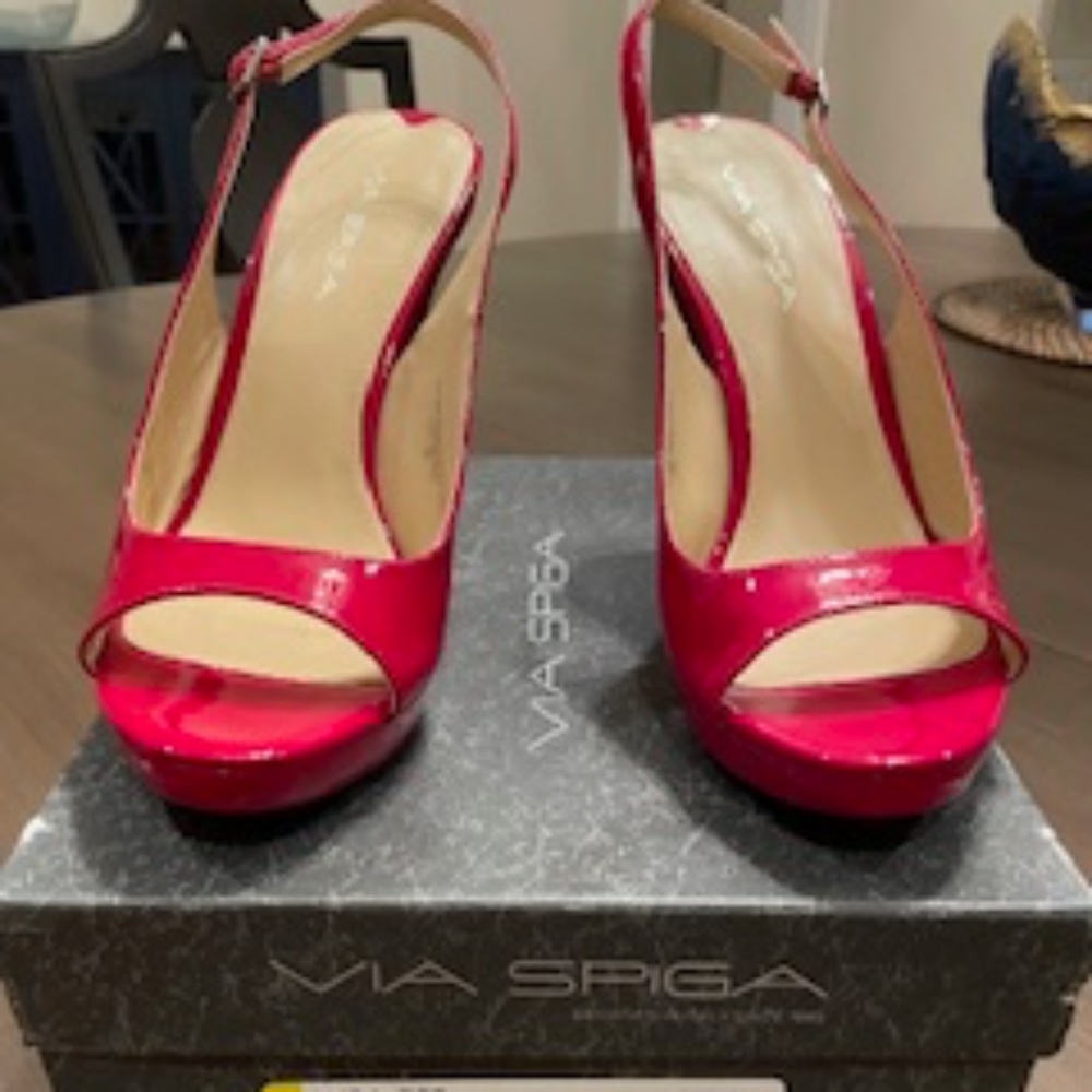 Via Spiga - Red Patent Slingback Peep-toe Heels - Size 8